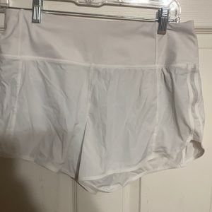 White athleta shorts size small